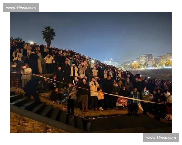 这旋转太魔鬼了！观众看完直呼过瘾，回放再看一遍！