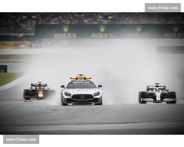 “雾里看花”的F1：视线受阻，安全第一成首要任务！